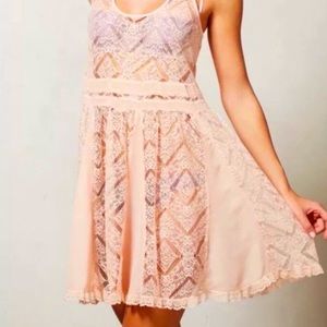 Anthropologie E by Eloise St. Regis slip